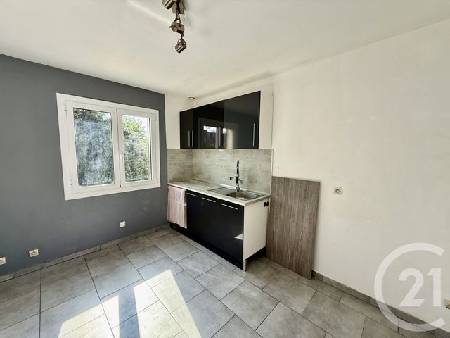 maison à louer - 4 pièces - 72.76 m2 - NEMOURS - 77 - ILE-DE-FRANCE - Century 21 Cottage Immobilier