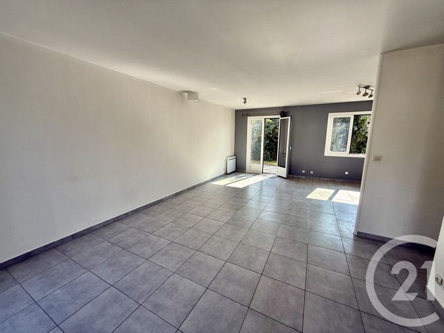 maison à louer - 4 pièces - 72.76 m2 - NEMOURS - 77 - ILE-DE-FRANCE - Century 21 Cottage Immobilier