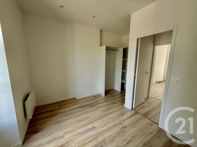 Appartement F3 à louer - 3 pièces - 62.4 m2 - SOUPPES SUR LOING - 77 - ILE-DE-FRANCE - Century 21 Cottage Immobilier