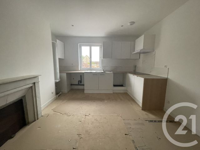 Appartement F4 à louer - 4 pièces - 61.33 m2 - EGREVILLE - 77 - ILE-DE-FRANCE - Century 21 Cottage Immobilier