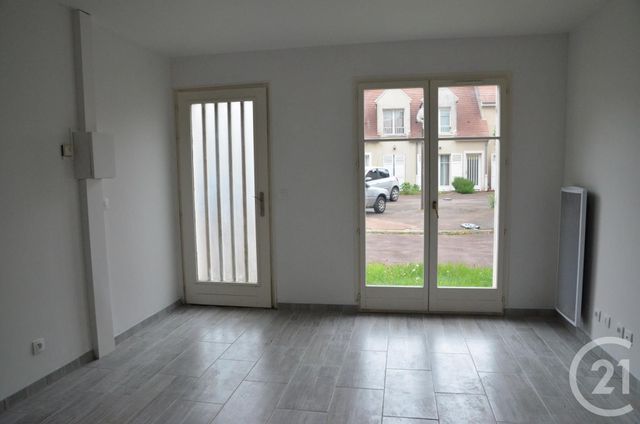 Appartement F2 à louer - 2 pièces - 39.41 m2 - NEMOURS - 77 - ILE-DE-FRANCE - Century 21 Cottage Immobilier