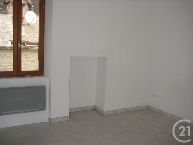 Appartement F2 à louer - 2 pièces - 45.45 m2 - CHATEAU LANDON - 77 - ILE-DE-FRANCE - Century 21 Cottage Immobilier