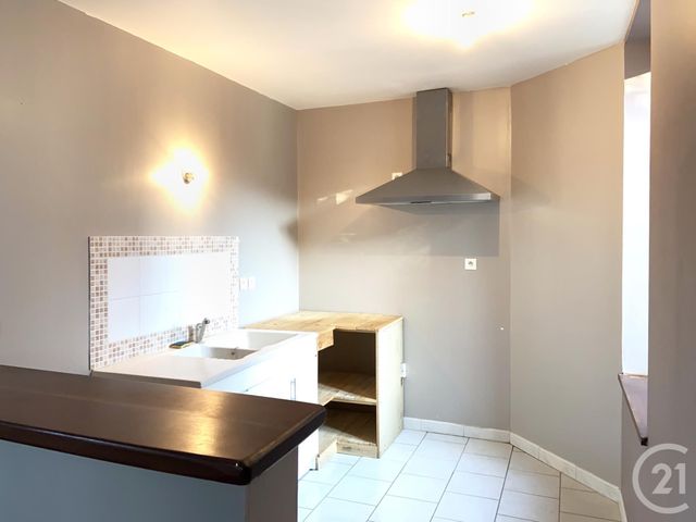 Appartement F2 à louer - 2 pièces - 45.45 m2 - CHATEAU LANDON - 77 - ILE-DE-FRANCE - Century 21 Cottage Immobilier