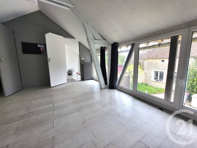 maison à louer - 5 pièces - 207.0 m2 - BOUGLIGNY - 77 - ILE-DE-FRANCE - Century 21 Cottage Immobilier