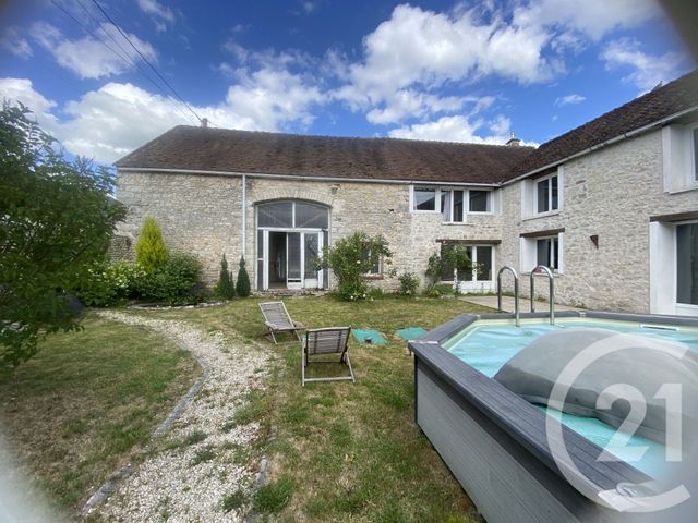 maison à louer - 5 pièces - 207.0 m2 - BOUGLIGNY - 77 - ILE-DE-FRANCE - Century 21 Cottage Immobilier