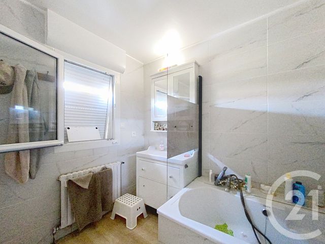 maison à vendre - 5 pièces - 165.0 m2 - SOUPPES SUR LOING - 77 - ILE-DE-FRANCE - Century 21 Cottage Immobilier