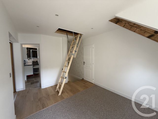 maison à louer - 5 pièces - 99.0 m2 - NEMOURS - 77 - ILE-DE-FRANCE - Century 21 Cottage Immobilier