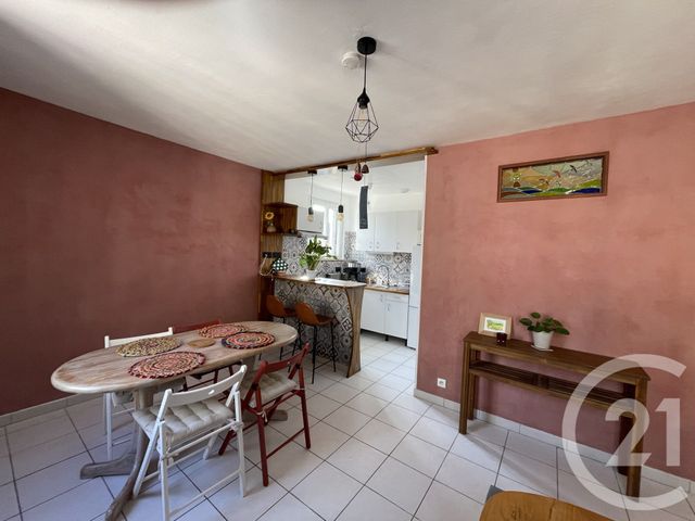 Appartement F2 à louer - 2 pièces - 39.62 m2 - LARCHANT - 77 - ILE-DE-FRANCE - Century 21 Cottage Immobilier