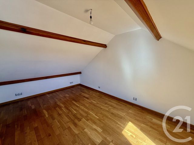 maison à louer - 6 pièces - 113.0 m2 - MONTCOURT FROMONVILLE - 77 - ILE-DE-FRANCE - Century 21 Cottage Immobilier