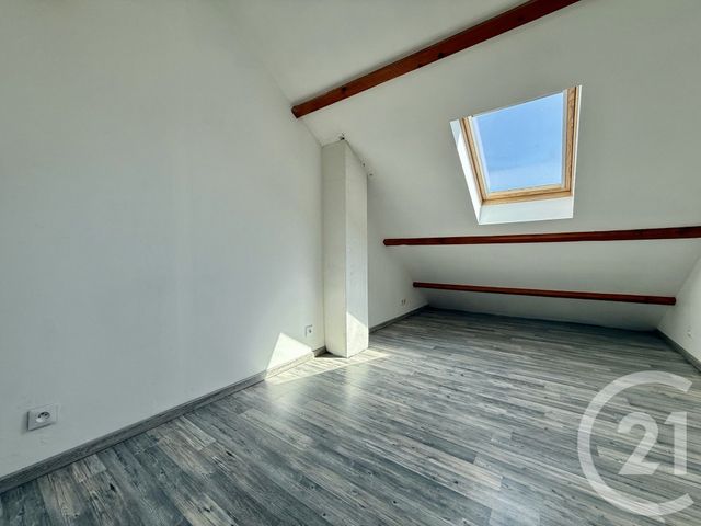 maison à louer - 6 pièces - 113.0 m2 - MONTCOURT FROMONVILLE - 77 - ILE-DE-FRANCE - Century 21 Cottage Immobilier
