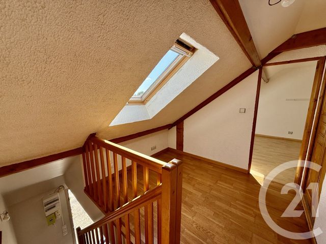 maison à louer - 6 pièces - 113.0 m2 - MONTCOURT FROMONVILLE - 77 - ILE-DE-FRANCE - Century 21 Cottage Immobilier