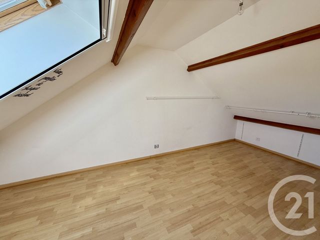 maison à louer - 6 pièces - 113.0 m2 - MONTCOURT FROMONVILLE - 77 - ILE-DE-FRANCE - Century 21 Cottage Immobilier