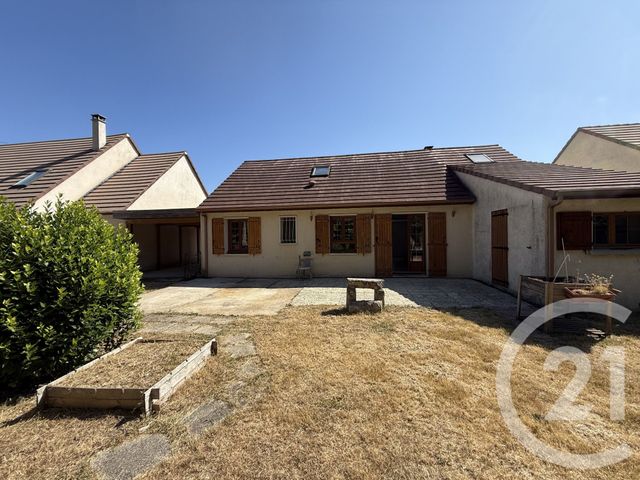 maison à louer - 6 pièces - 113.0 m2 - MONTCOURT FROMONVILLE - 77 - ILE-DE-FRANCE - Century 21 Cottage Immobilier