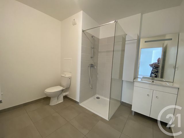 Appartement F2 à louer - 2 pièces - 40.21 m2 - NEMOURS - 77 - ILE-DE-FRANCE - Century 21 Cottage Immobilier