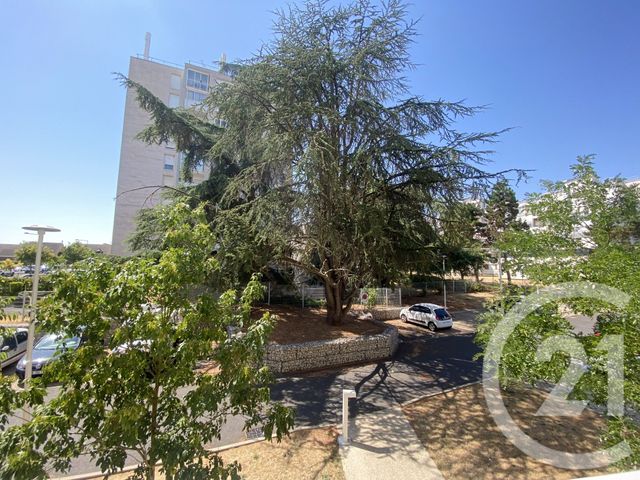Appartement F2 à louer - 2 pièces - 40.21 m2 - NEMOURS - 77 - ILE-DE-FRANCE - Century 21 Cottage Immobilier
