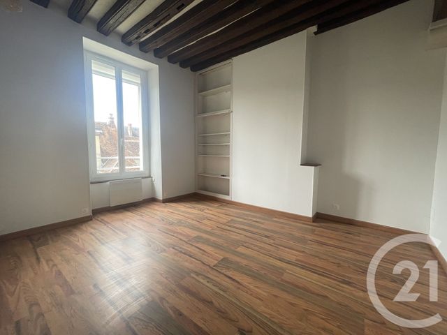 Appartement F3 à louer - 3 pièces - 55.4 m2 - NEMOURS - 77 - ILE-DE-FRANCE - Century 21 Cottage Immobilier