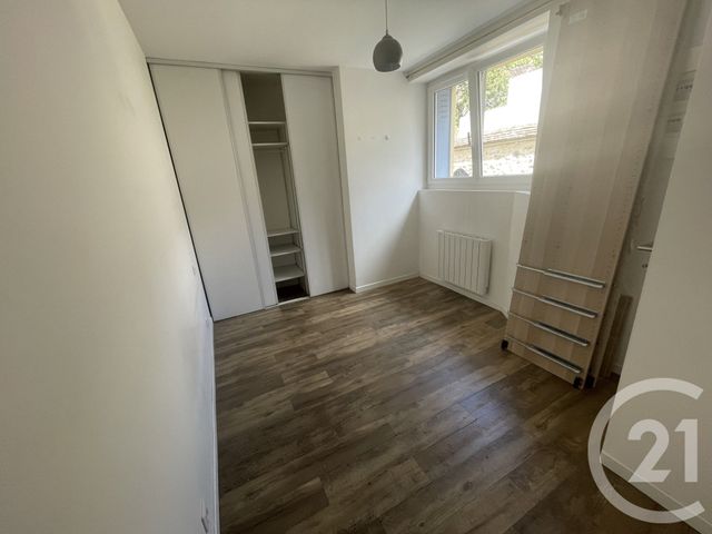 Appartement F2 à louer - 2 pièces - 29.3 m2 - NEMOURS - 77 - ILE-DE-FRANCE - Century 21 Cottage Immobilier