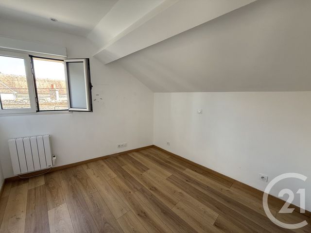 Appartement F4 à louer - 4 pièces - 74.67 m2 - EGREVILLE - 77 - ILE-DE-FRANCE - Century 21 Cottage Immobilier