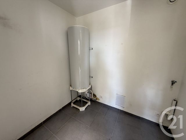 Appartement F4 à louer - 4 pièces - 74.67 m2 - EGREVILLE - 77 - ILE-DE-FRANCE - Century 21 Cottage Immobilier