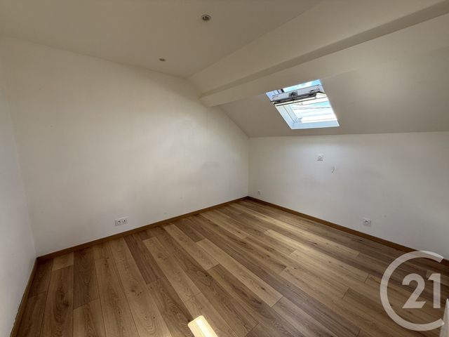 Appartement F4 à louer - 4 pièces - 74.67 m2 - EGREVILLE - 77 - ILE-DE-FRANCE - Century 21 Cottage Immobilier