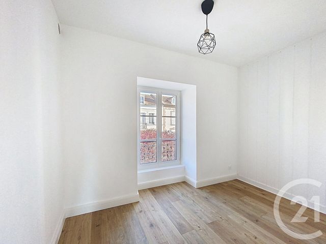 Appartement F3 à louer - 3 pièces - 49.26 m2 - NEMOURS - 77 - ILE-DE-FRANCE - Century 21 Cottage Immobilier