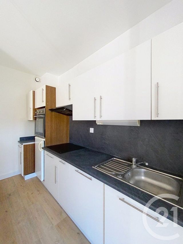 Appartement F3 à louer - 3 pièces - 49.26 m2 - NEMOURS - 77 - ILE-DE-FRANCE - Century 21 Cottage Immobilier