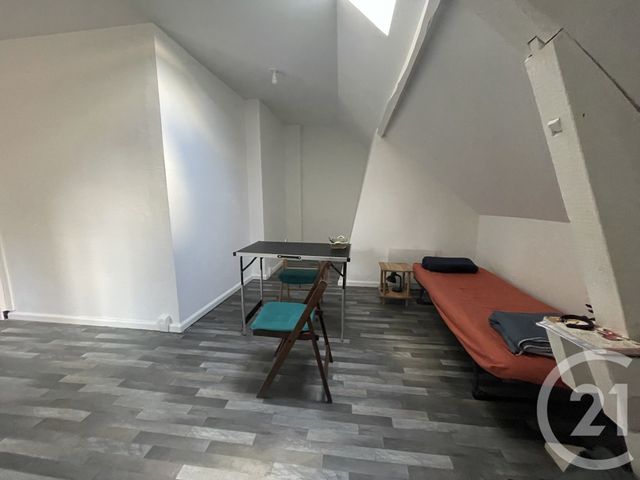 Appartement F2 à louer - 2 pièces - 46.0 m2 - NEMOURS - 77 - ILE-DE-FRANCE - Century 21 Cottage Immobilier