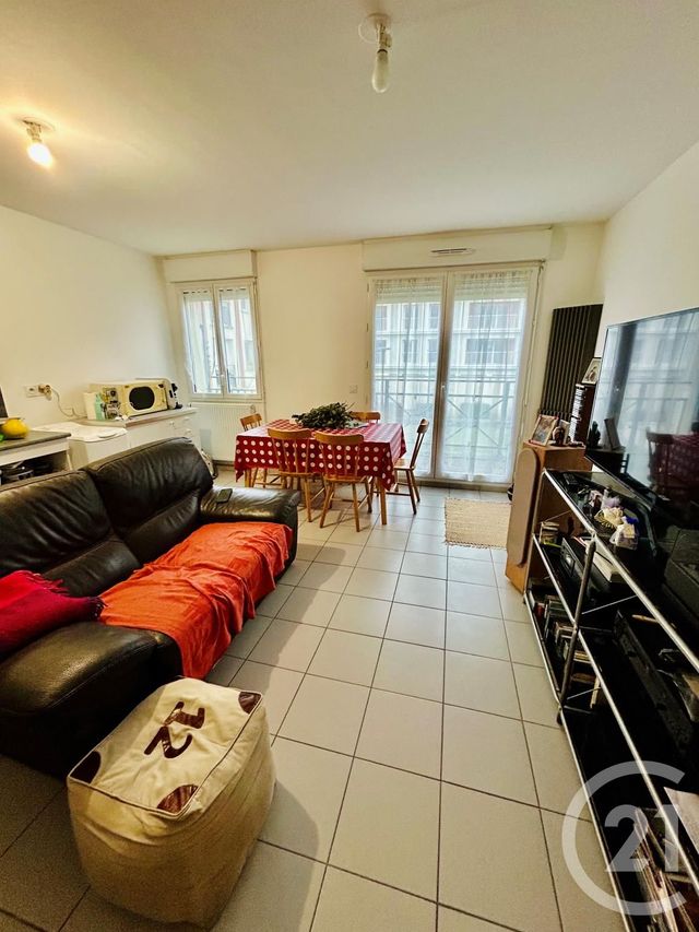 Appartement F2 à louer - 2 pièces - 43.88 m2 - NEMOURS - 77 - ILE-DE-FRANCE - Century 21 Cottage Immobilier
